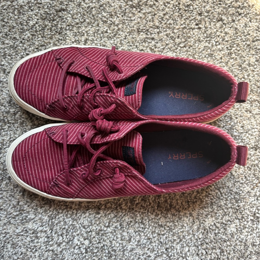 Sperry women’s shoes size 8, maroon